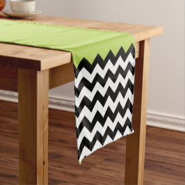 Zwarte en witte zigzag Pattern, Chevron, Green Medium Tafelloper