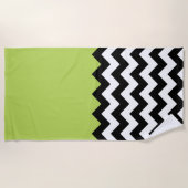 Zwarte en witte zigzag Pattern, Chevron, Green Strandlaken (Voorkant)