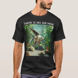 Zwarte engelvis zwemt in zoetwateraquarium t-shirt
