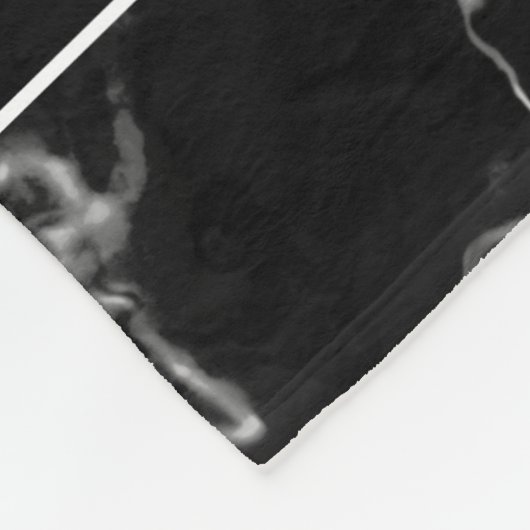 Zwarte faux-marmer-textuur met aangepaste tekst fleece deken (Hoek)