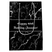 Zwarte faux-marmer-textuur met aangepaste tekst medium cadeauzakje (Achterkant)