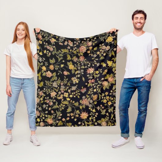 Zwarte flenzen met flesje fleece deken (In situ)