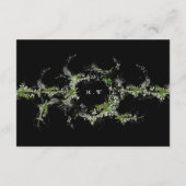 Zwarte formele eucalyptuskrans monogram bruiloft informatiekaartje (Achterkant)