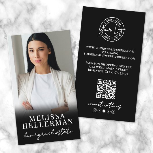 Zwarte Foto QR Code Script Logo Verticaal Visitekaartje