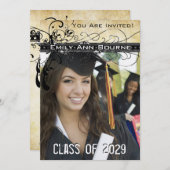 Zwarte Funky Elegante Krullen Afstudeer Uitnodigin Kaart (Voorkant / Achterkant)