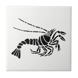 Zwarte garnaal op witte keramische tegel tegeltje
