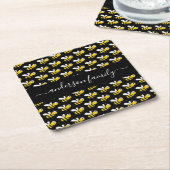 Zwarte gelukkige hommels humor monogram schrift kartonnen onderzetters (Schuin)