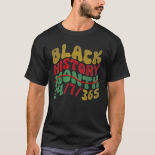 Zwarte geschiedenismaand 247365 Mannen Vrouwen Kin T-shirt