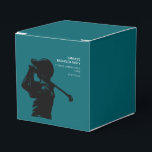 Zwarte golfer Golfreis vrijgezellenfeest minimalis Bedankdoosjes<br><div class="desc">Dit ontwerp voor een vrijgezellenfeest cadeaudoos heeft een blauwe achtergrond met een opvallende zwarte silhouet van een golfer. De sfeer van dit ontwerp is één van kameraadschap en avontuur en belooft een onvergetelijke en plezierige vrijgezellenfeest ervaring. Deze cadeaudoos is voor een vrijgezellenfeest, een golf-thema weekend. Het is een kans voor...</div>