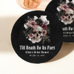 Zwarte Gotische Halloween Floral Skull Vrijgezelle Papieren Bordje<br><div class="desc">Deze Black Gothic Halloween Floral Skull Vrijgezellenfeest Paper Borden zijn de perfecte combinatie van spookachtig en elegant. Met een opvallend bloemig schedelontwerp tegen een zwarte achtergrond, voegen deze borden een vleugje gotische charme toe aan elk vrijgezellenfeest. De donkere bloemenaccenten en ingewikkelde details leggen de essentie van een Halloween-themafeest vast, terwijl...</div>