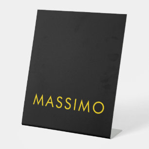 Zwarte Goud Kleuren Professionele Minimalistische Reclamebord Met Voetstuk