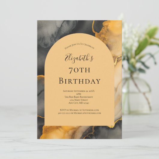 Zwarte gouden alcohol inkt boog 70e verjaardag voo kaart (Staand voorkant)