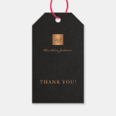 Zwarte gouden gepersonaliseerde monogram naam scri cadeaulabel (Voorkant)