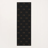 Zwarte gouden monogram initialen modern elegant yogamat (Achterkant)