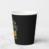 Zwarte goudkaas en bier van elke leeftijd papieren bekers (Links)