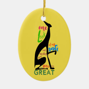 Zwarte Greyhound-hond Silhouet Geel Keramisch Ornament