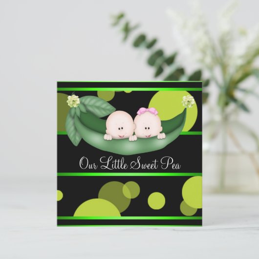 Zwarte groene erwten in een pod gender reveal part kaart (Staand voorkant)