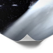 zwarte haarjas in de sneeuwberg AI Art Poster (Hoek)