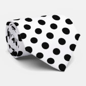 Zwarte haarpunten op wit stropdas (Opgerold)