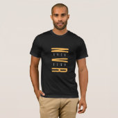 Zwarte half mouw t-shirt. t-shirt (Voorkant volledig)