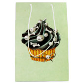 Zwarte Halloween Cupcake met kleine schedels Medium Cadeauzakje (Voorkant)