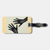 Zwarte handen met beschilderde nagels bagagelabel (Achterkant horizontaal)