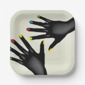 Zwarte handen met beschilderde nagels papieren bordje (Voorkant)