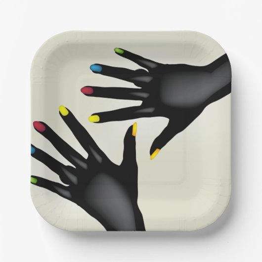 Zwarte handen met beschilderde nagels papieren bordje (Voorkant)