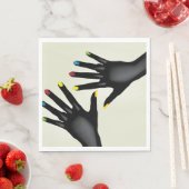 Zwarte handen met beschilderde nagels servet (Insitu)