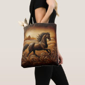 Zwarte hengst Sunset Run Tote Bag (Dichtbij)