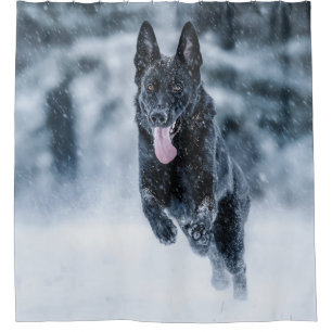 Zwarte herder in het Hoesje van de sneeuwdekooter Douchegordijn