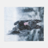 Zwarte herder in het Hoesje van de sneeuwdekooter Fleece Deken (Voorkant (Horizontaal))