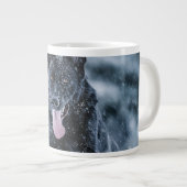 Zwarte herder in het Hoesje van de sneeuwdekooter Grote Koffiekop (Voorkant rechts)