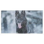 Zwarte herder in het Hoesje van de sneeuwdekooter Kussensloop (Voorkant)