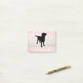 Zwarte hond post-it® notes (Op bureau)