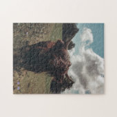 Zwarte hoogland Schotse koe grazend  retro Legpuzzel (Horizontaal)