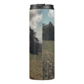 Zwarte hoogland Schotse koe grazend  retro Thermosbeker (Achterkant)