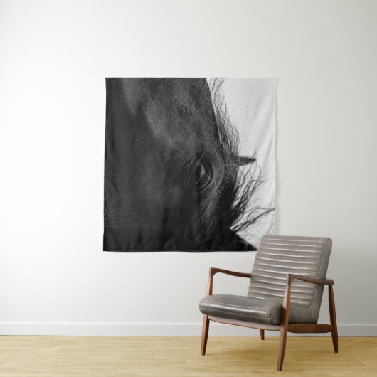 ZWARTE HORSE WANDKLEED (In Situ (horizontaal))