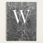 Zwarte houtskool Modern Marmer Monogram Planner<br><div class="desc">Deze planner heeft een achtergrond van het zwarte koolstof marmereffect. Eenvoudig en modern. Voltooi het met een gepersonaliseerd monogram. Creëer door Simply Farmhouse Press.</div>
