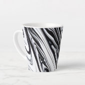 Zwarte inkt wervelt marmer - tijdloze elegantie latte mok (Linkerhoek)