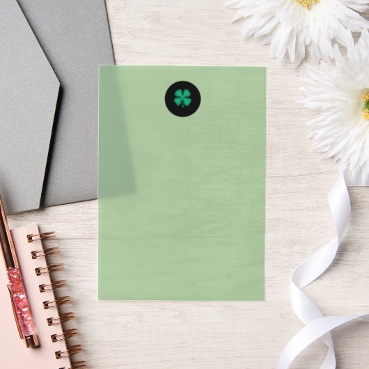 Zwarte Irish Circle groene vellum papieren Uitnodigingen (Huwelijk)