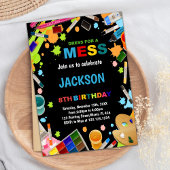 Zwarte jurk voor mess verf uitnodigingen