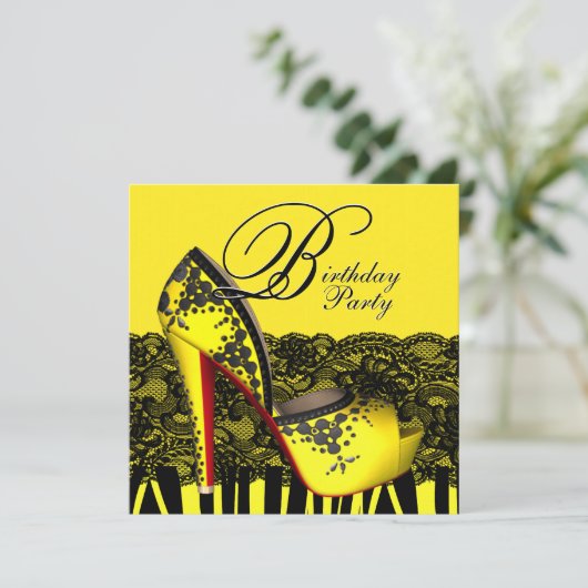 Zwarte kant Hoge hiel Schoenen Geel Verjaardag Par Kaart (Staand voorkant)