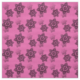 Zwarte kant op roze stof