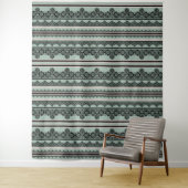 Zwarte kant, openwerkkussen wandkleed (In situ)