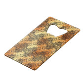 Zwarte kant over Shimmering Gold Creditkaart Flessenopener (Achterkant Gekanteld)