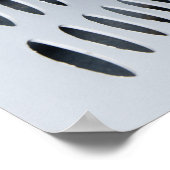 Zwarte kat die opkijkt uit een witte washamer poster (Hoek)