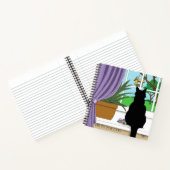 Zwarte kat die uit venster kijkt notitieboek (Binnen)