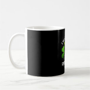 Zwarte kat Drink bier St. Patricks Day for Irish Koffiemok