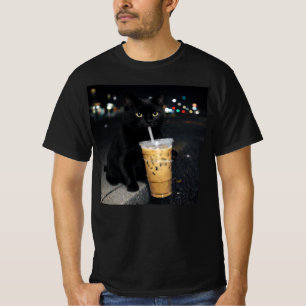 Zwarte Kat Drinkt IJskoude Koffie T-shirt